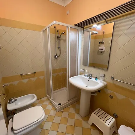 Paradisa Apartament *